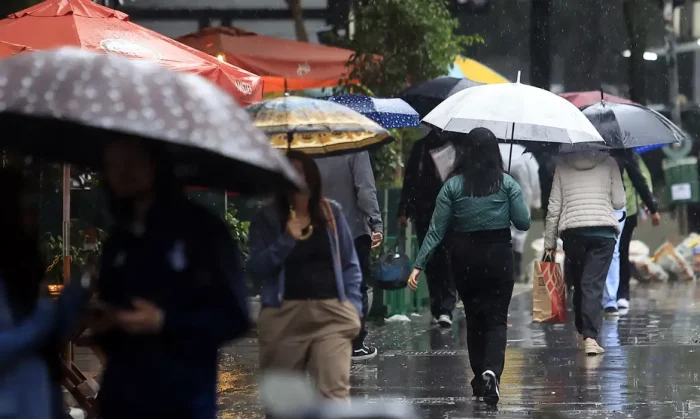 Defesa Civil emite alerta para chuvas intensas no estado até quinta