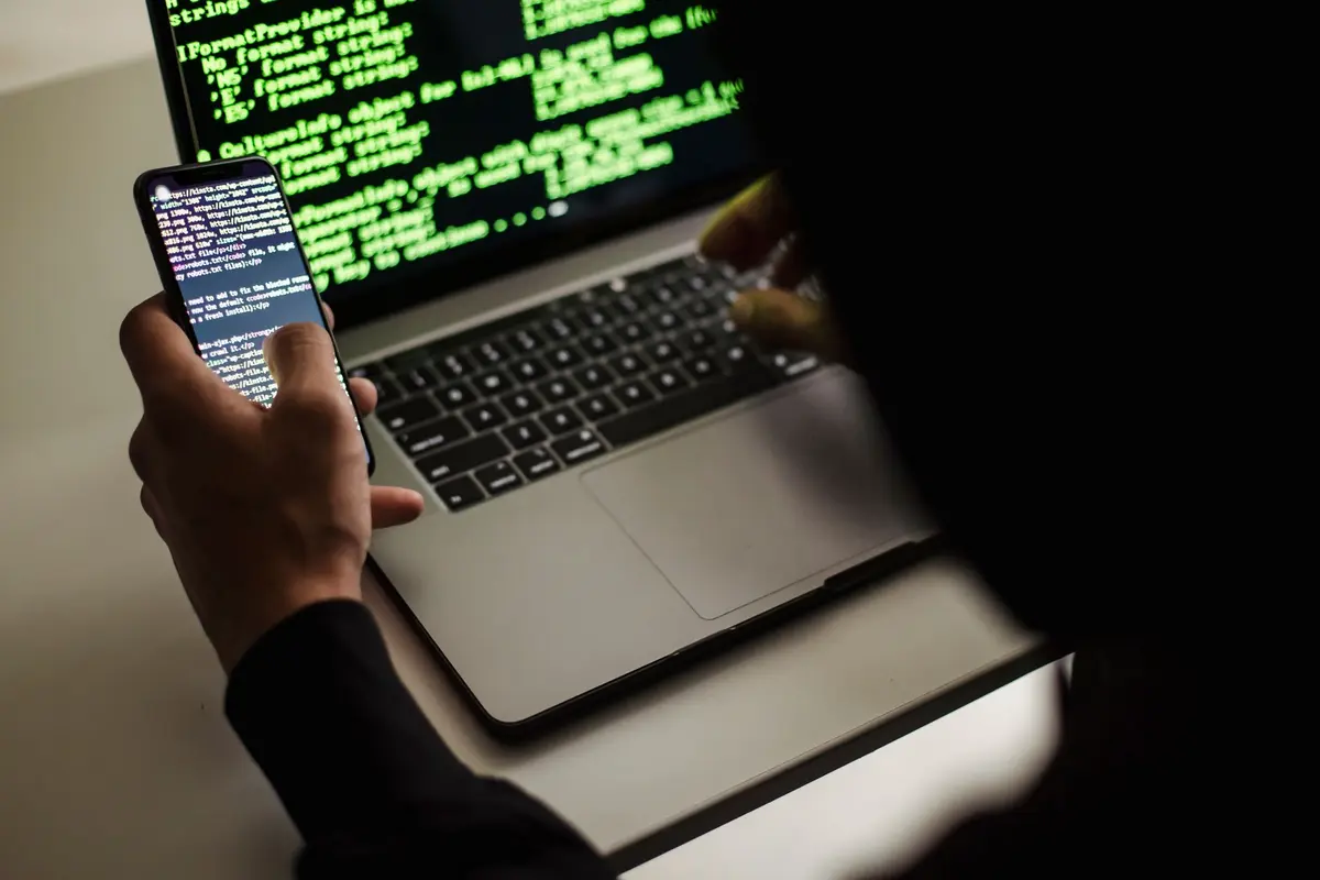 Em destaque: DESTAQUE Golpe do falso auxílio reconstrução circula na internet e exige atenção