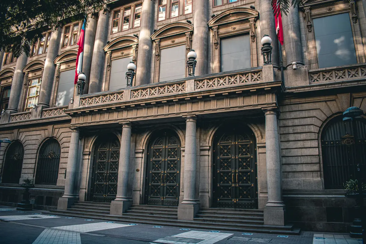 Entenda: DESTAQUE Governo federal projeta nova edição do concurso nacional para 2027