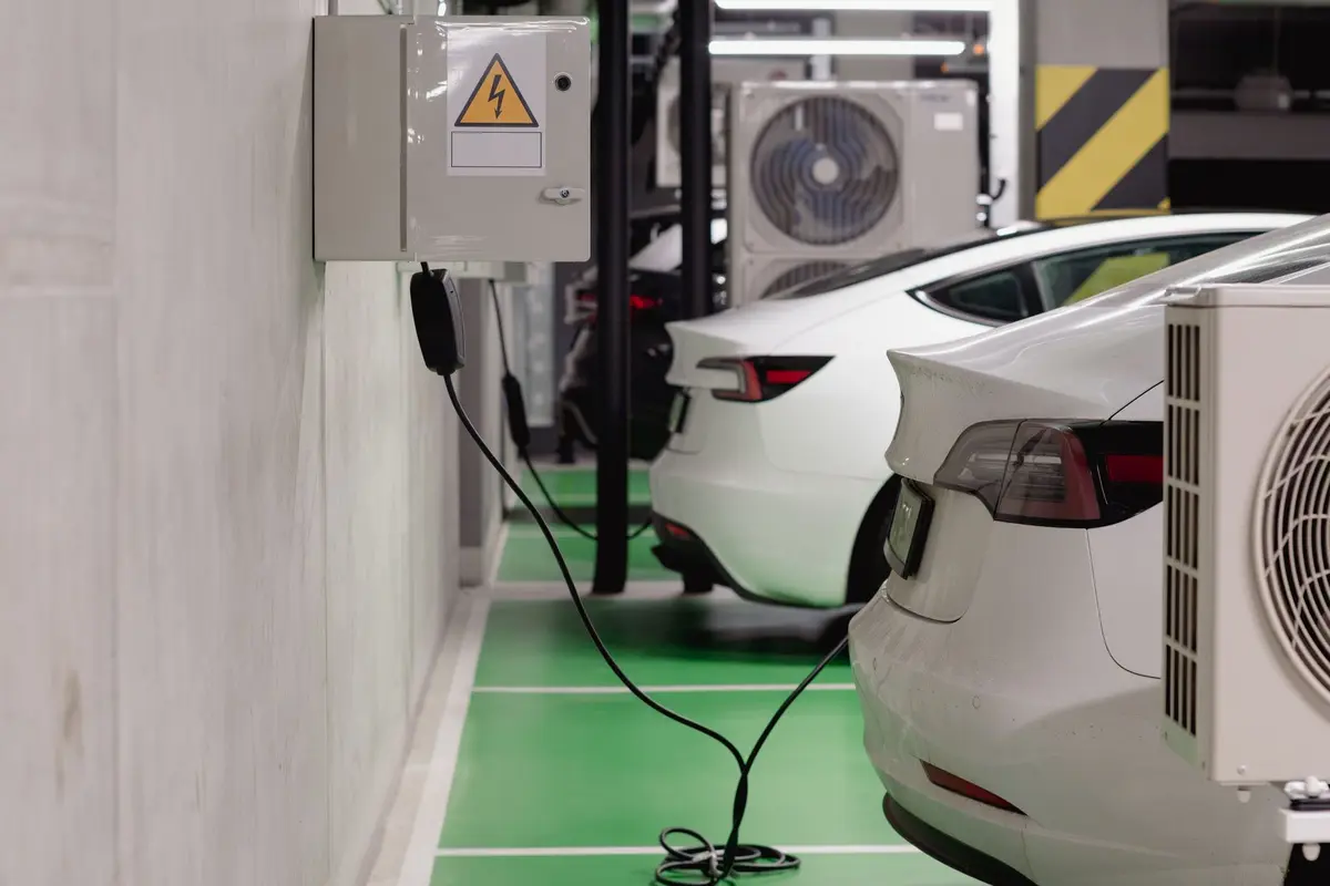 Ministério abre consulta sobre recarga de carros elétricos
