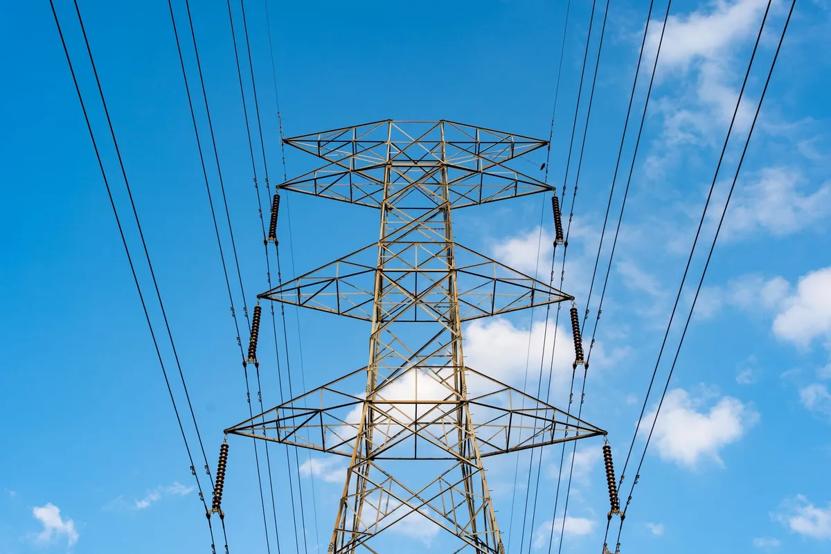 Disparada no preço da energia elétrica acende alerta no país
