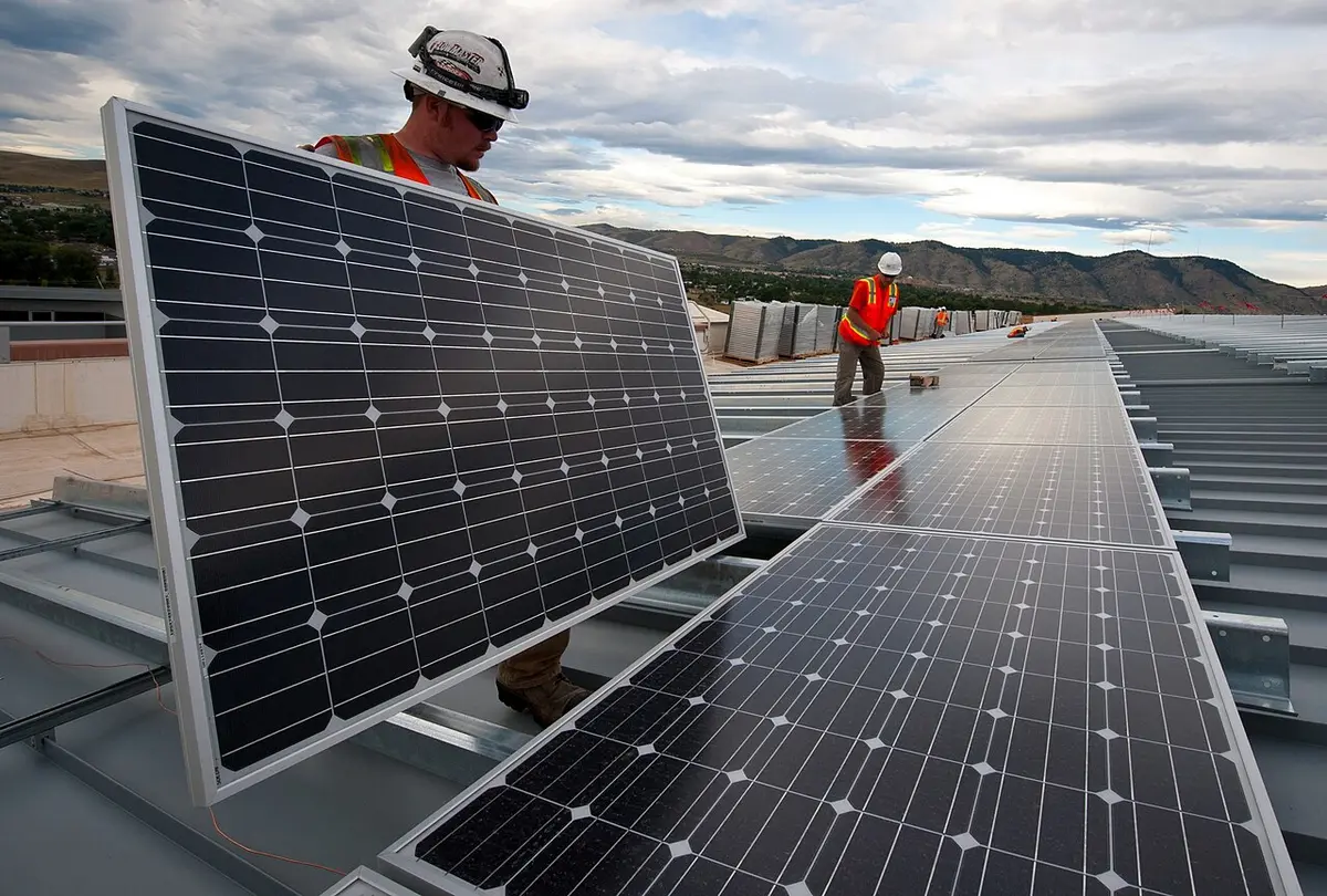 Proposta da Aneel prevê negociação de excedente de energia solar